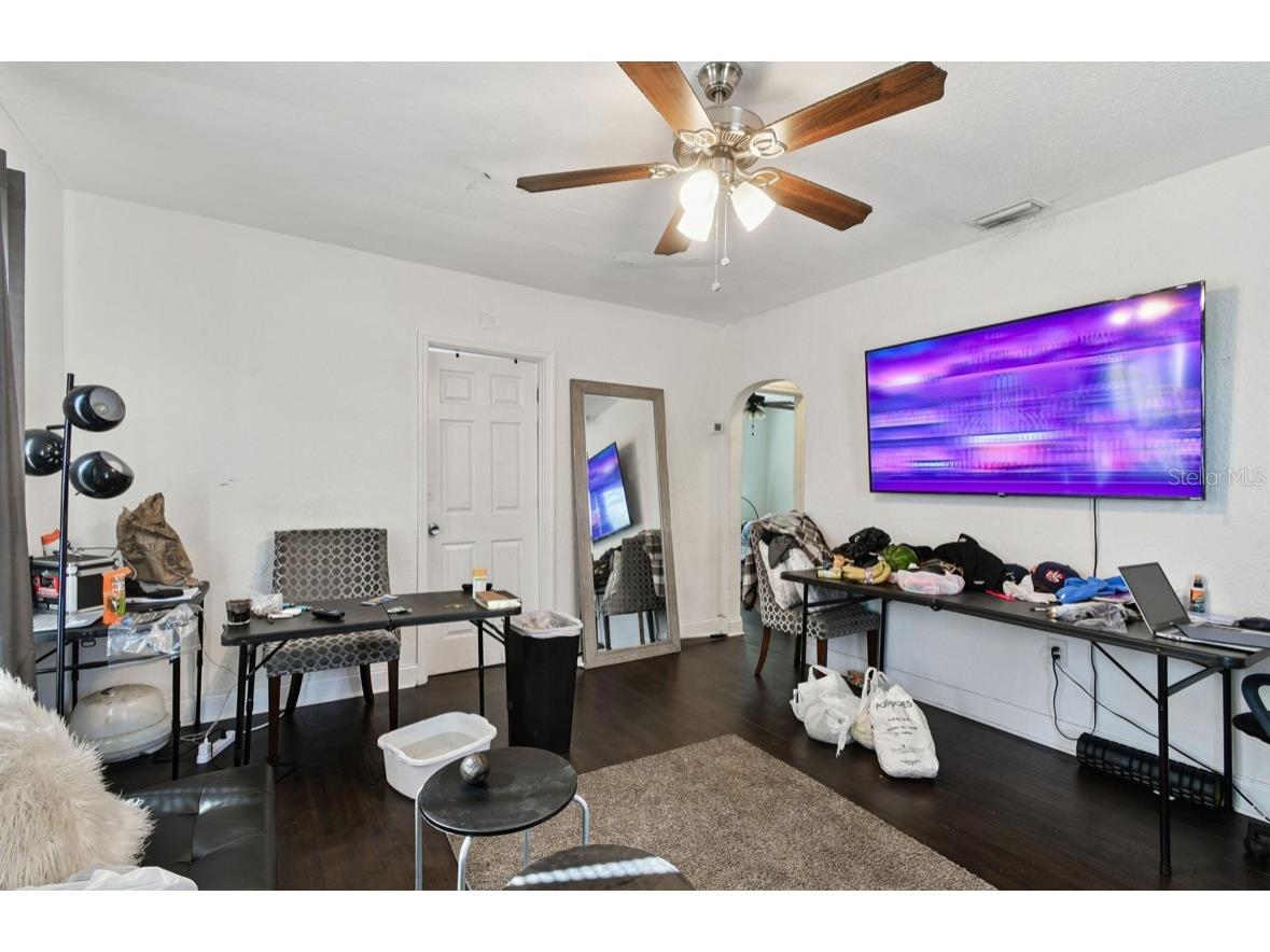 725 21st Avenue S Saint Petersburg FL 33705 TB8431954 image6