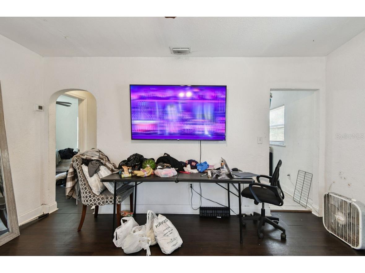 725 21st Avenue S Saint Petersburg FL 33705 TB8431954 image7