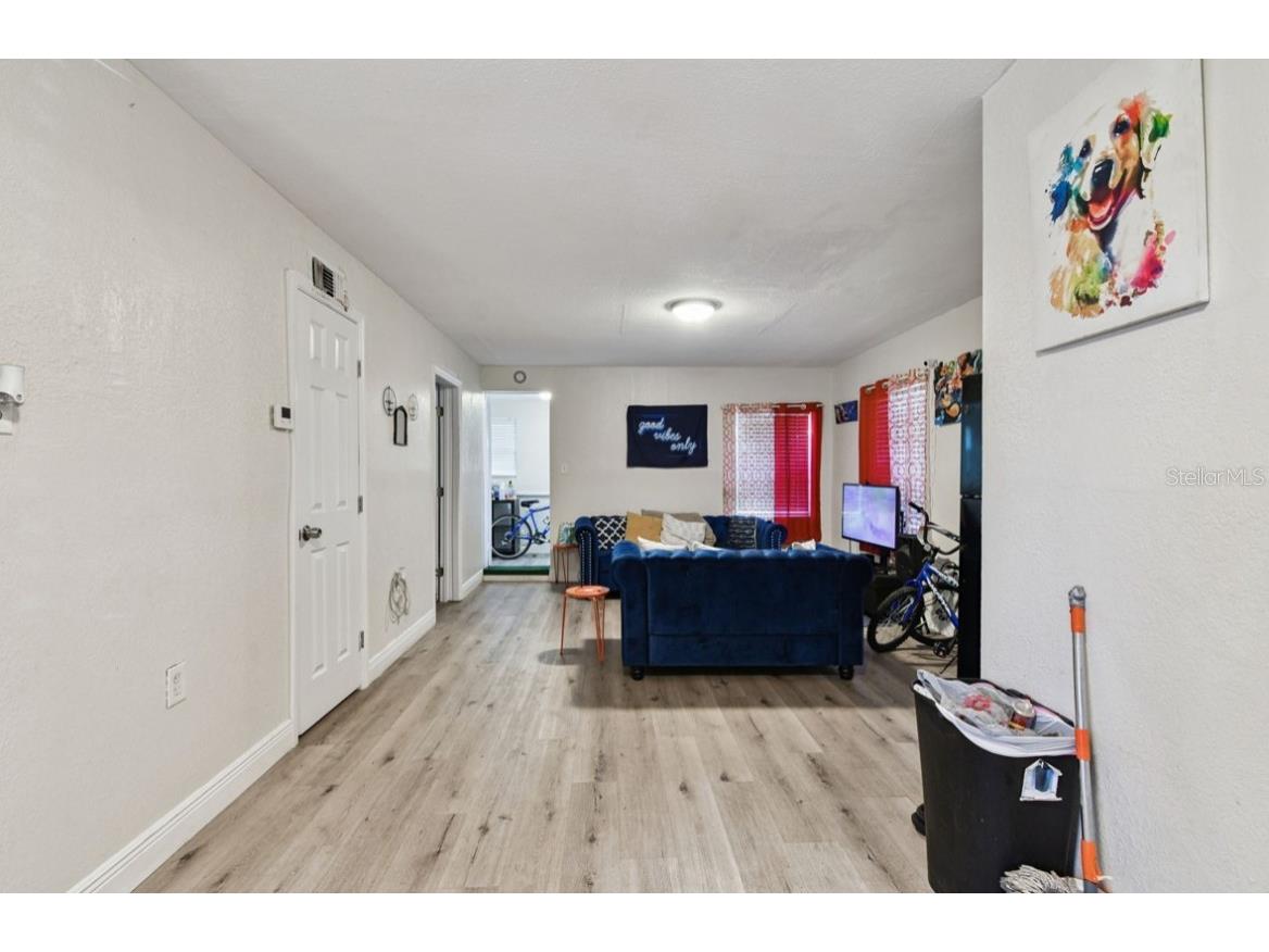 725 21st Avenue S Saint Petersburg FL 33705 TB8449062 image12