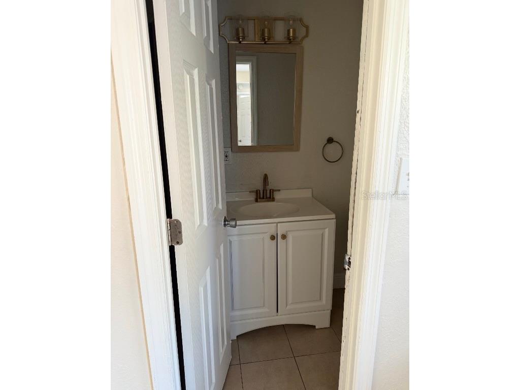 725 21st Avenue S Saint Petersburg FL 33705 TB8449062 image14