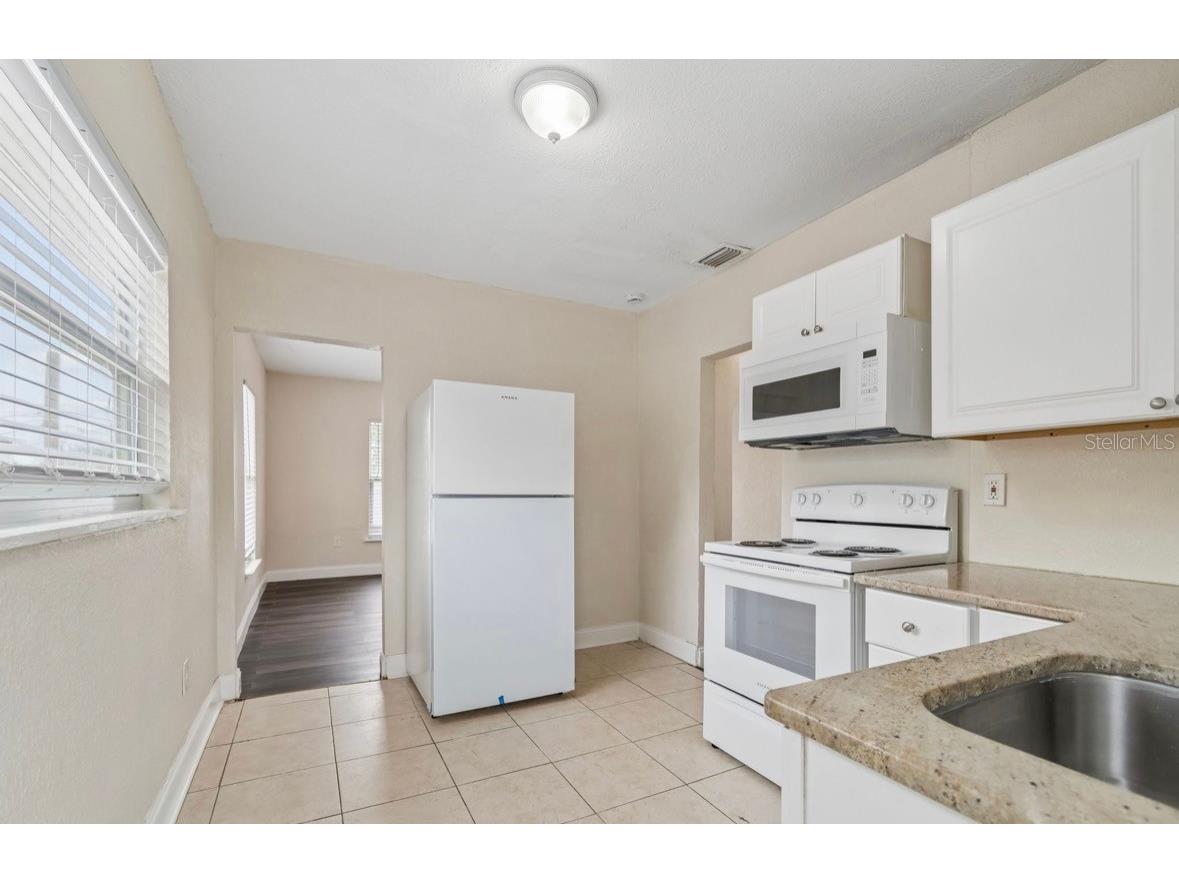 725 21st Avenue S Saint Petersburg FL 33705 TB8517120 image24