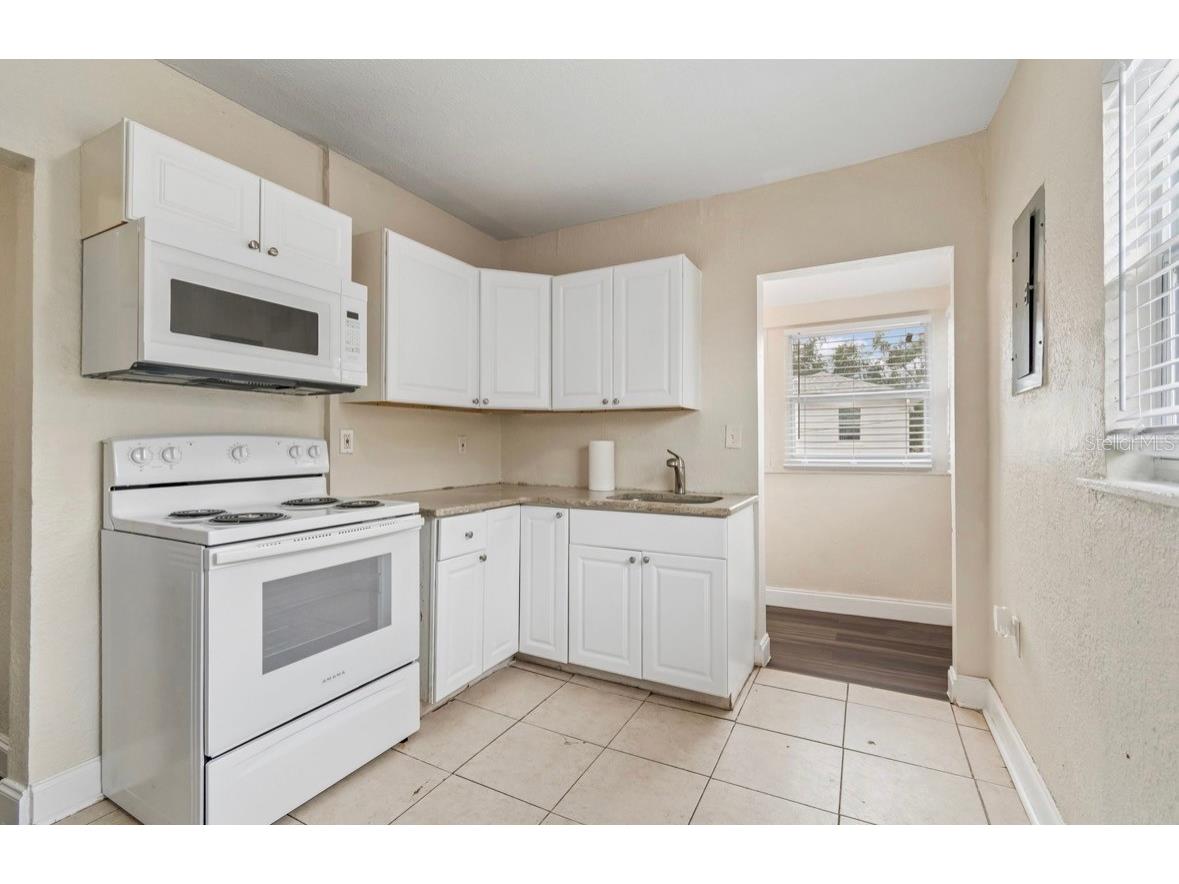 725 21st Avenue S Saint Petersburg FL 33705 TB8517120 image25