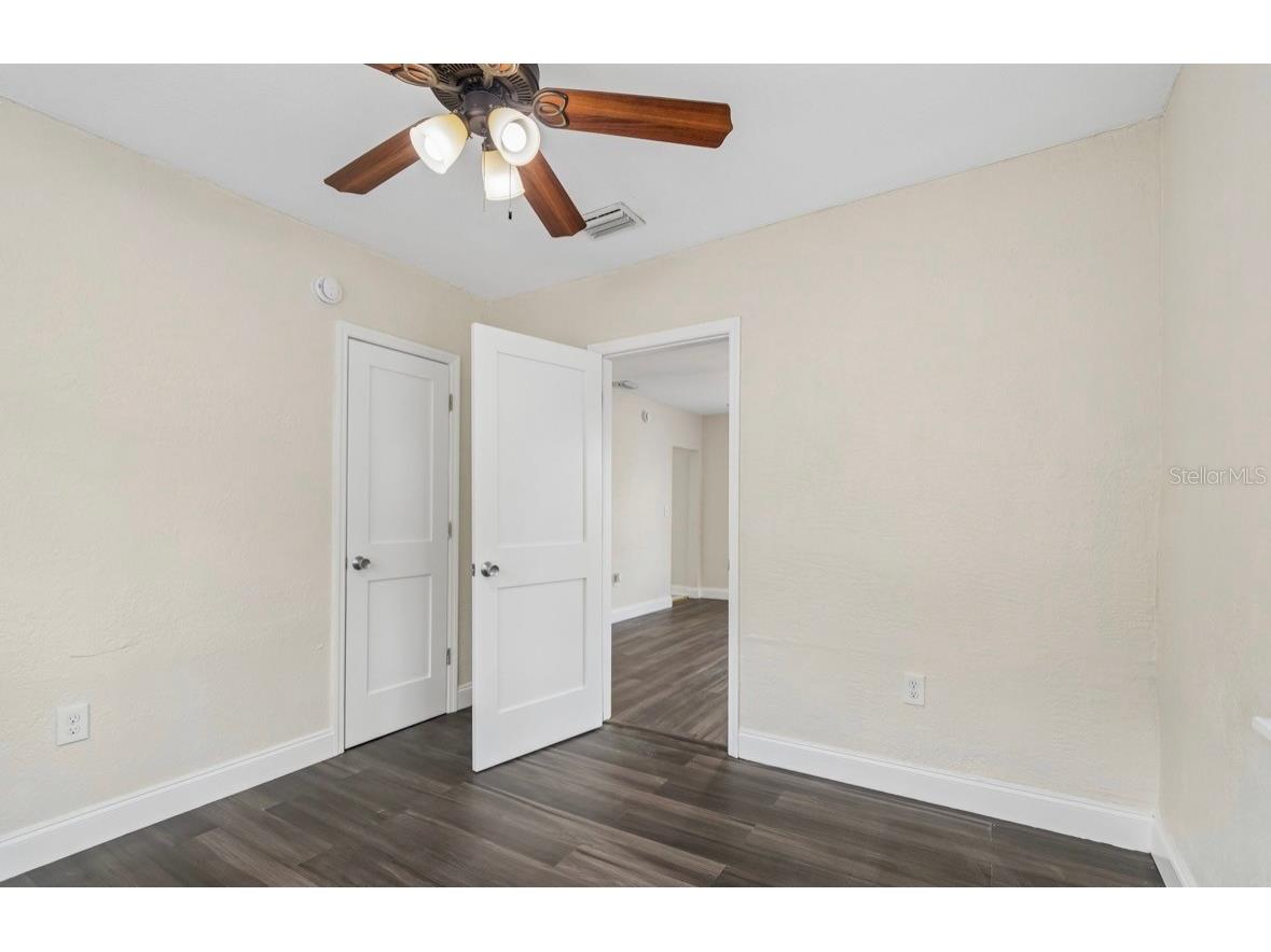 725 21st Avenue S Saint Petersburg FL 33705 TB8517120 image41