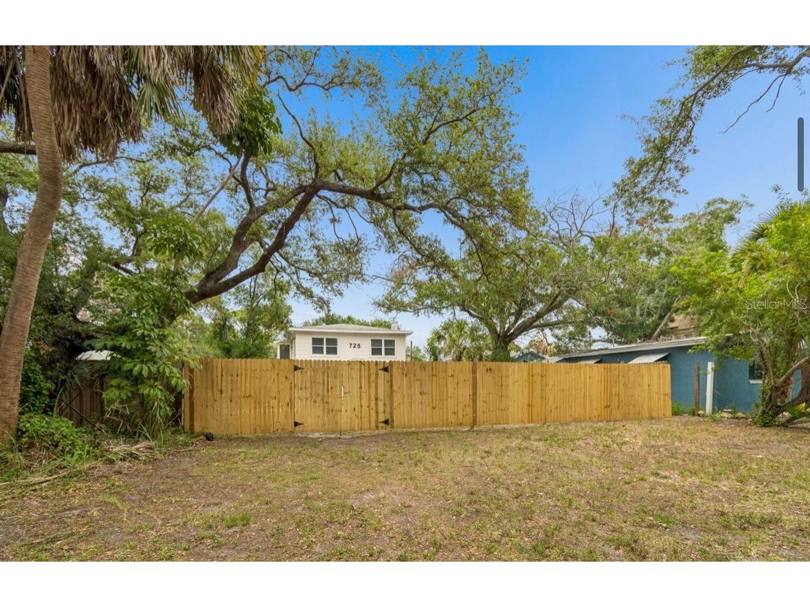 725 21st Avenue S Saint Petersburg FL 33705 TB8517120 image48