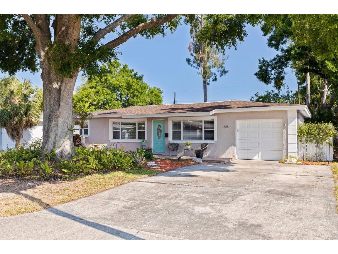 725 85th Avenue N Saint Petersburg FL 33702 TB8375962 image1