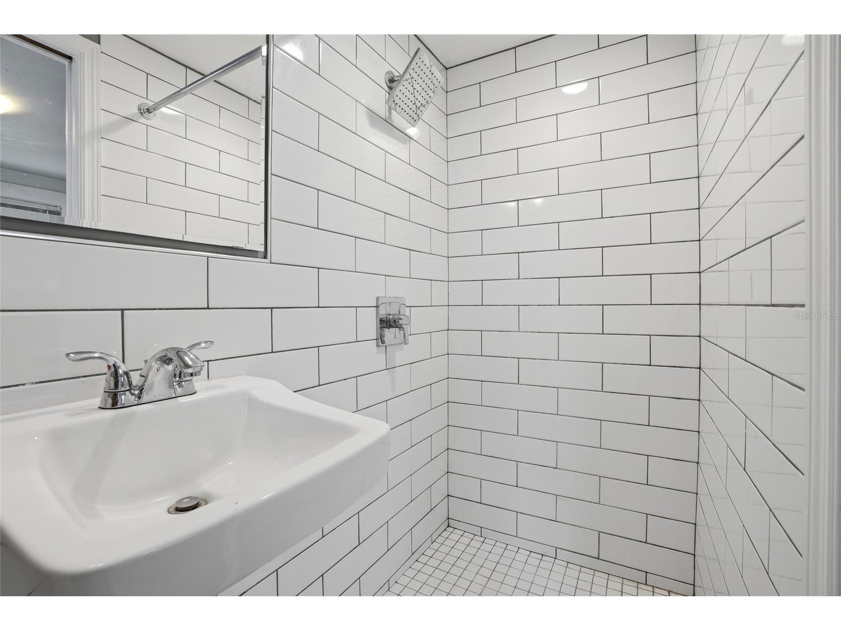 725 8th Street N #1 Saint Petersburg FL 33701 TB8495872 image15