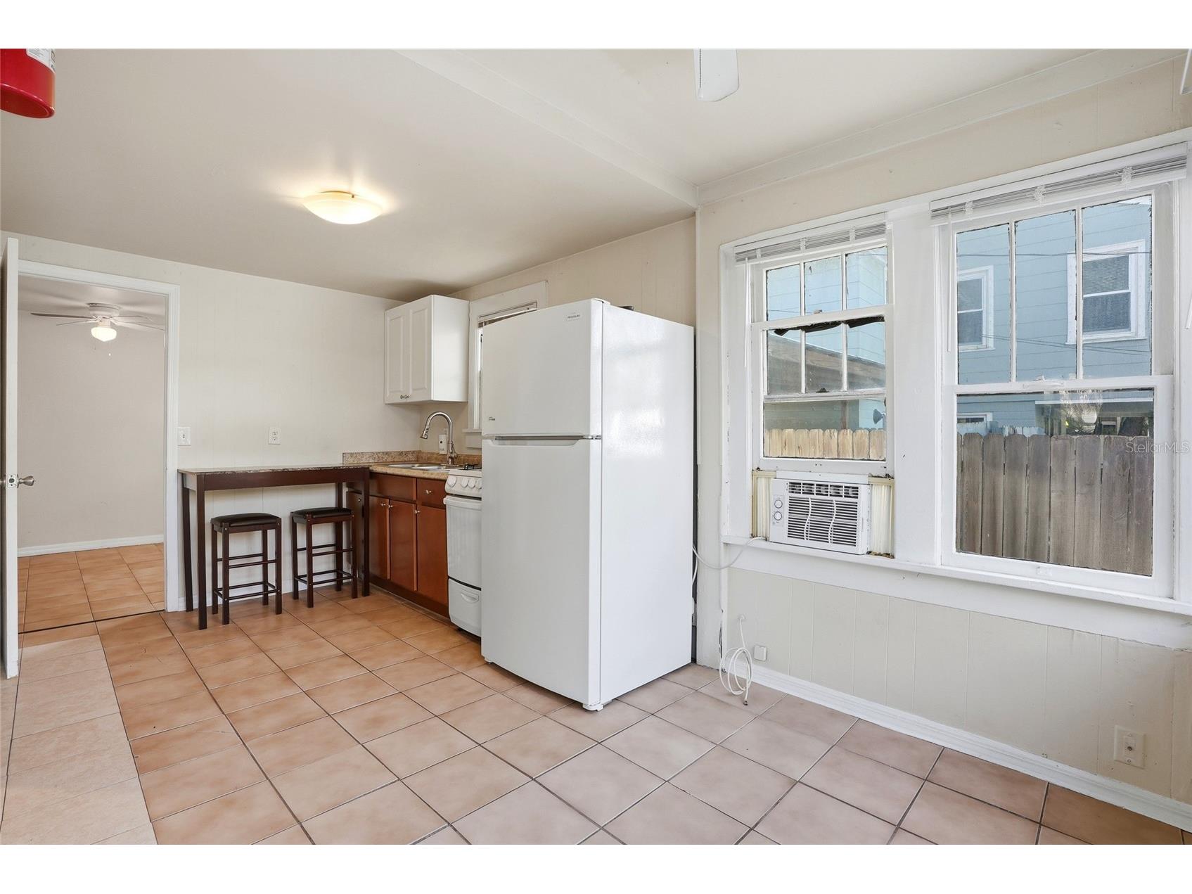 725 8th Street N #1 Saint Petersburg FL 33701 TB8495872 image6