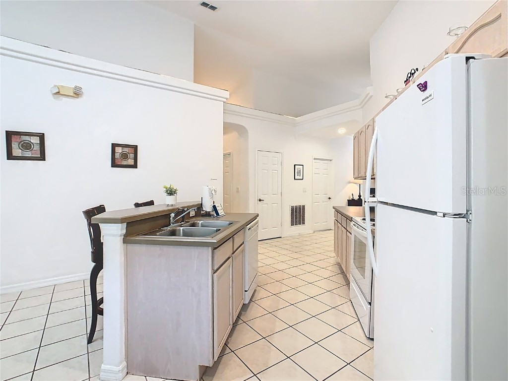 725 Andalusia Loop Davenport FL 33837 S5135760 image12