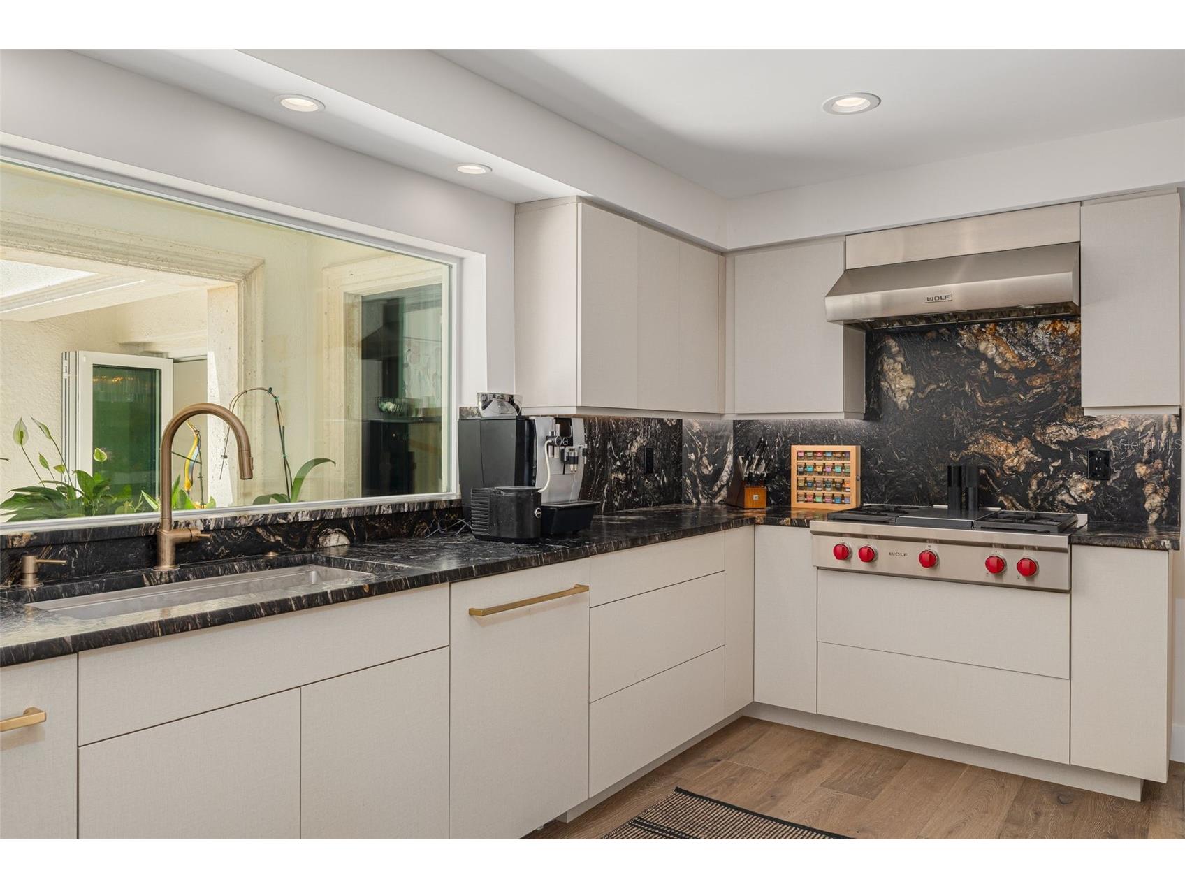 725 Brightwaters Boulevard NE Saint Petersburg FL 33704 - TAMPA BAY TB8509638 image20