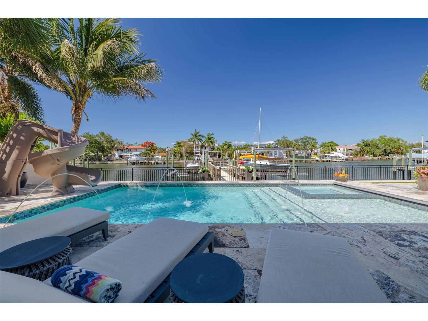 725 Brightwaters Boulevard NE Saint Petersburg FL 33704 - TAMPA BAY TB8509638 image35
