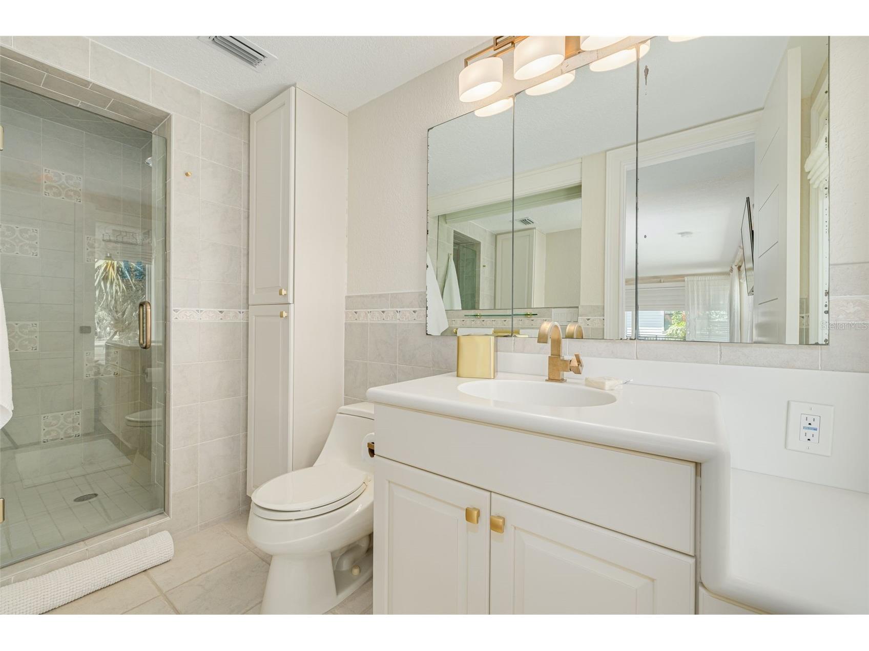 725 Brightwaters Boulevard NE Saint Petersburg FL 33704 - TAMPA BAY TB8509638 image63