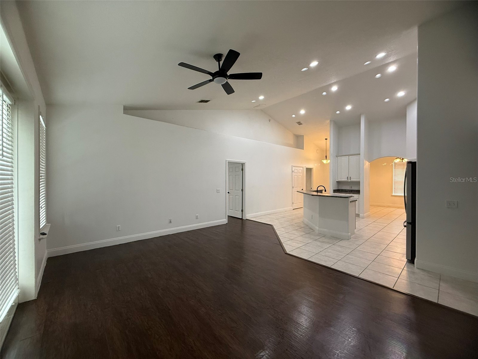 725 Country Walk Cove Eagle Lake FL 33839 P4938417 image15