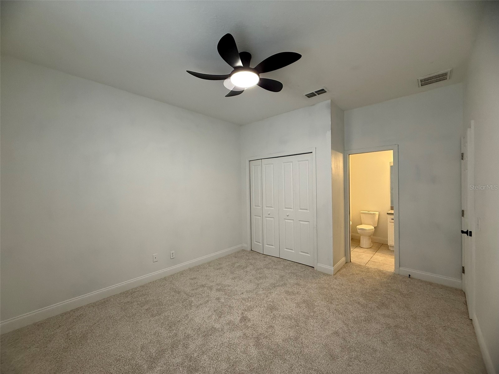 725 Country Walk Cove Eagle Lake FL 33839 P4938417 image32