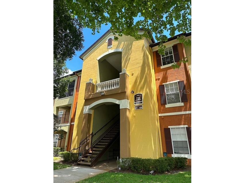 725 Crest Pines Drive #426 Orlando FL 32828 O6408646 image1