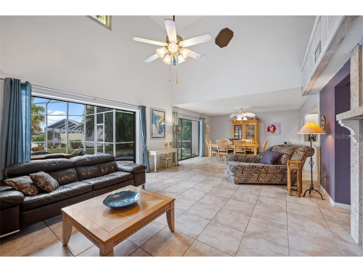 725 El Dorado Parkway W Cape Coral FL 33914 - BRITANNIA LAKE C7514581 image10