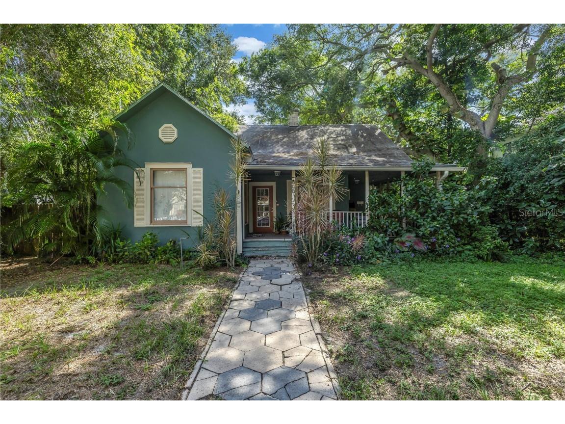 725 Grove Street N Saint Petersburg FL 33701 TB8302663 image1