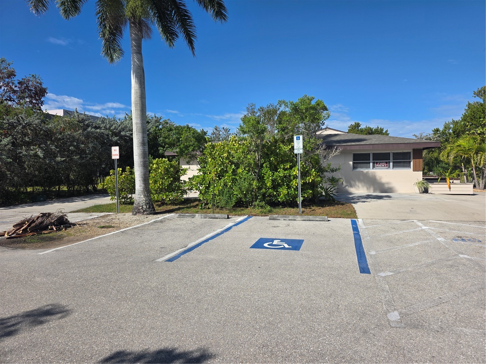 725 Patty Avenue Punta Gorda FL 33950 C7525782 image1