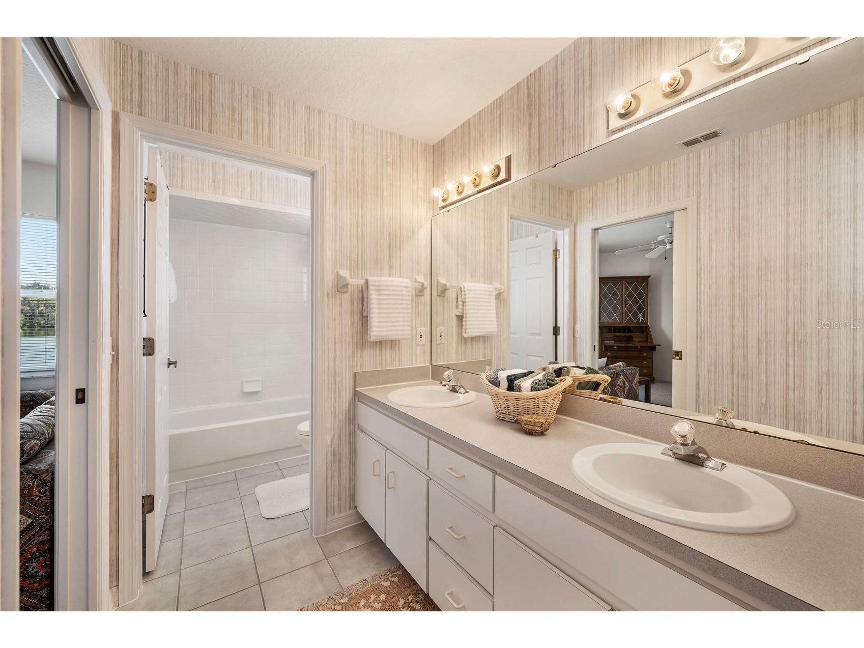 725 Peninsular Drive Lakeland FL 33813 - LAKE CLARK NORTH L4960006 image37