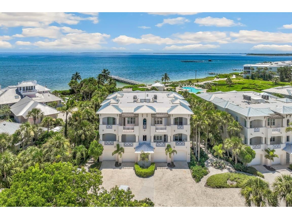 725 S Harbor Drive #1 Boca Grande FL 33921 - CHARLOTTE HARBOR D6139786 image1