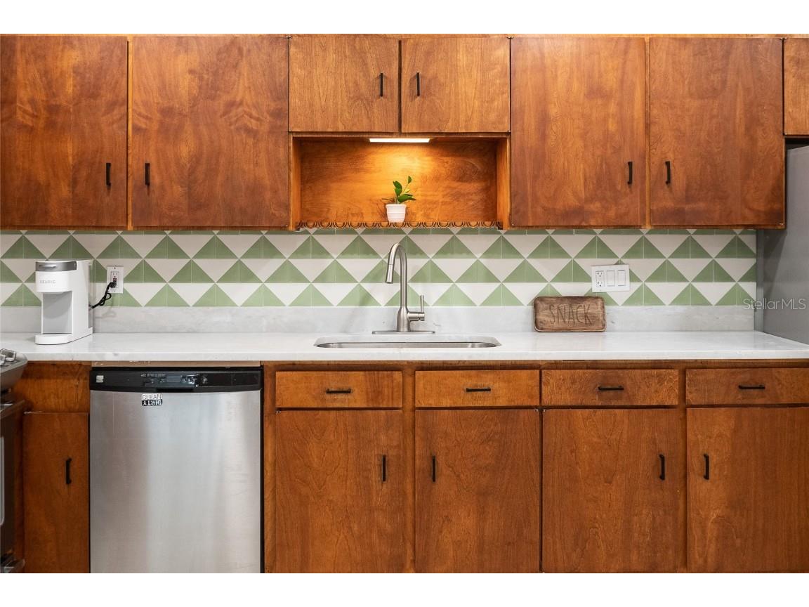 725 S Wilson Avenue Lakeland FL 33801 TB8415130 image3