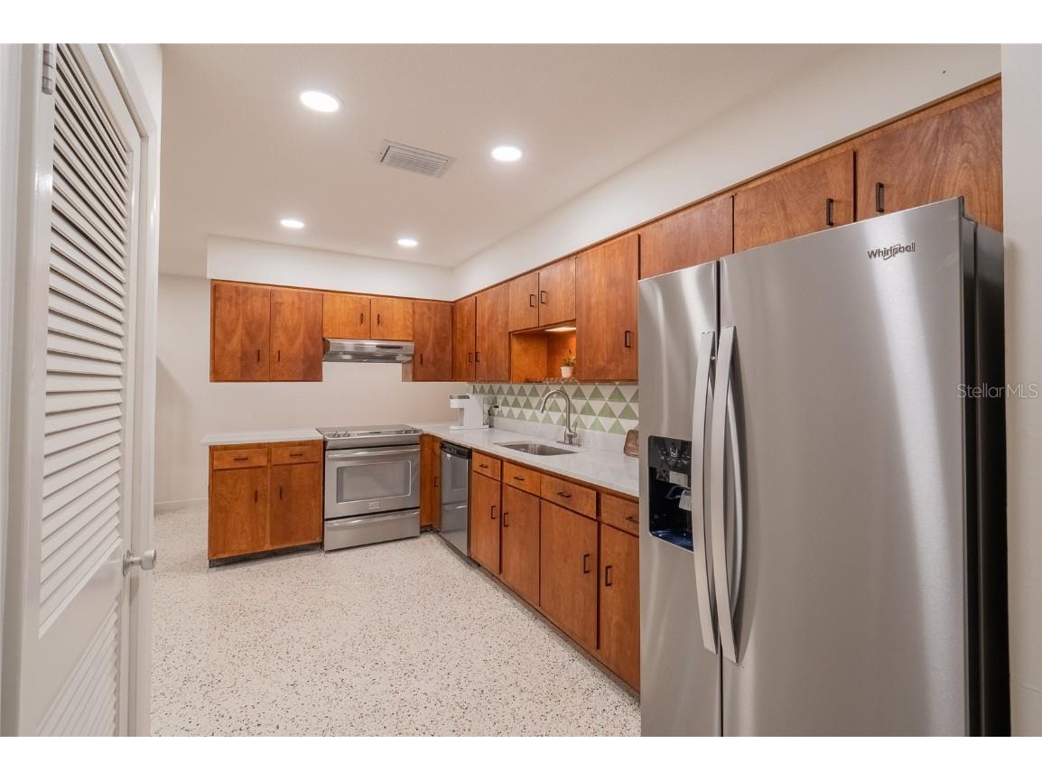 725 S Wilson Avenue Lakeland FL 33801 TB8415130 image4