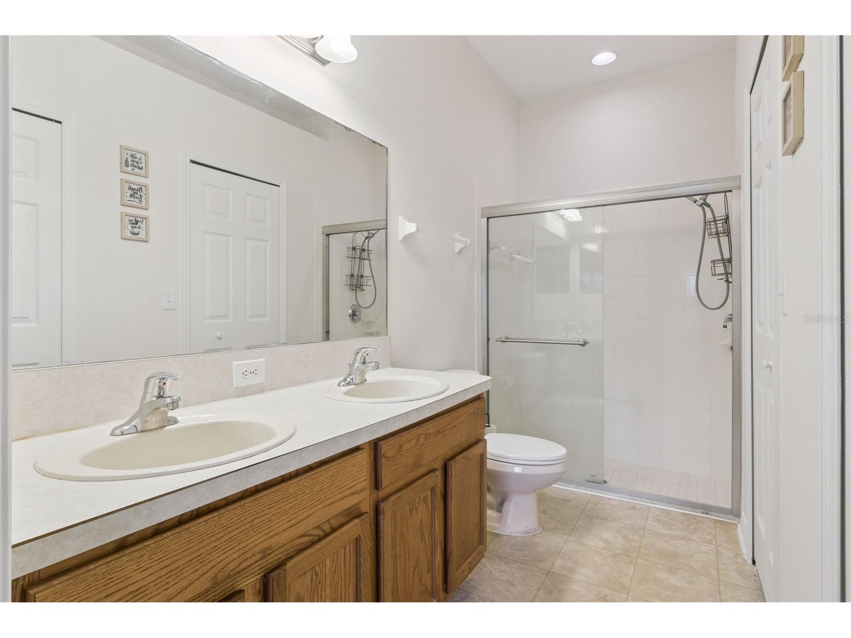 725 Star Pointe Drive Seffner FL 33584 TB8526585 image18