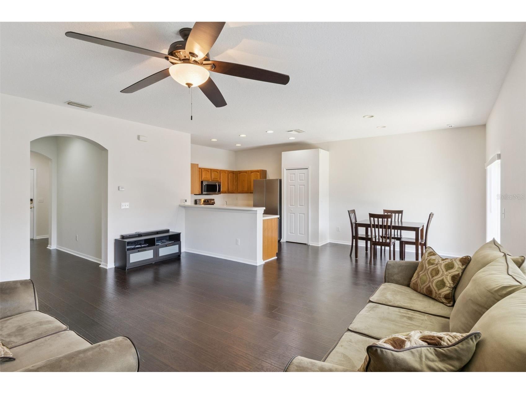 725 Star Pointe Drive Seffner FL 33584 TB8526585 image7
