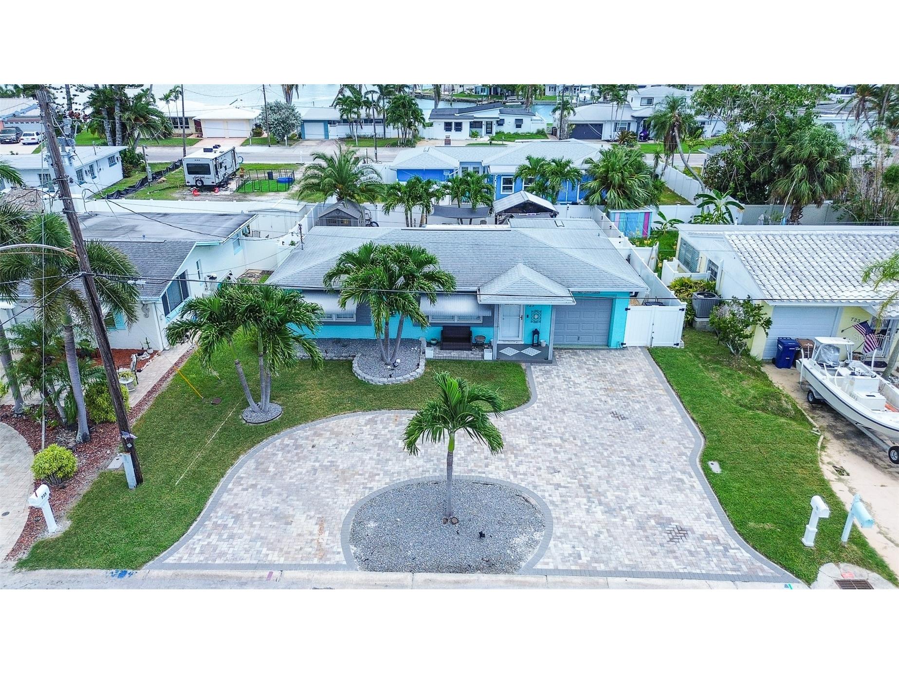 725 Sunset Cove Madeira Beach FL 33708 TB8415202 image1