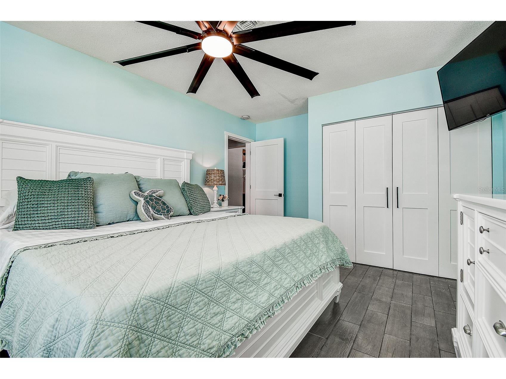 725 Sunset Cove Madeira Beach FL 33708 TB8415202 image10