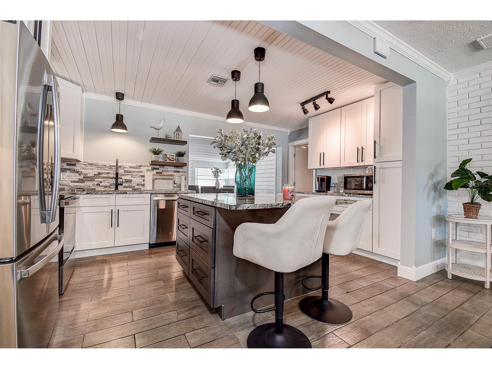 725 Sunset Cove Madeira Beach FL 33708 TB8415202 image16