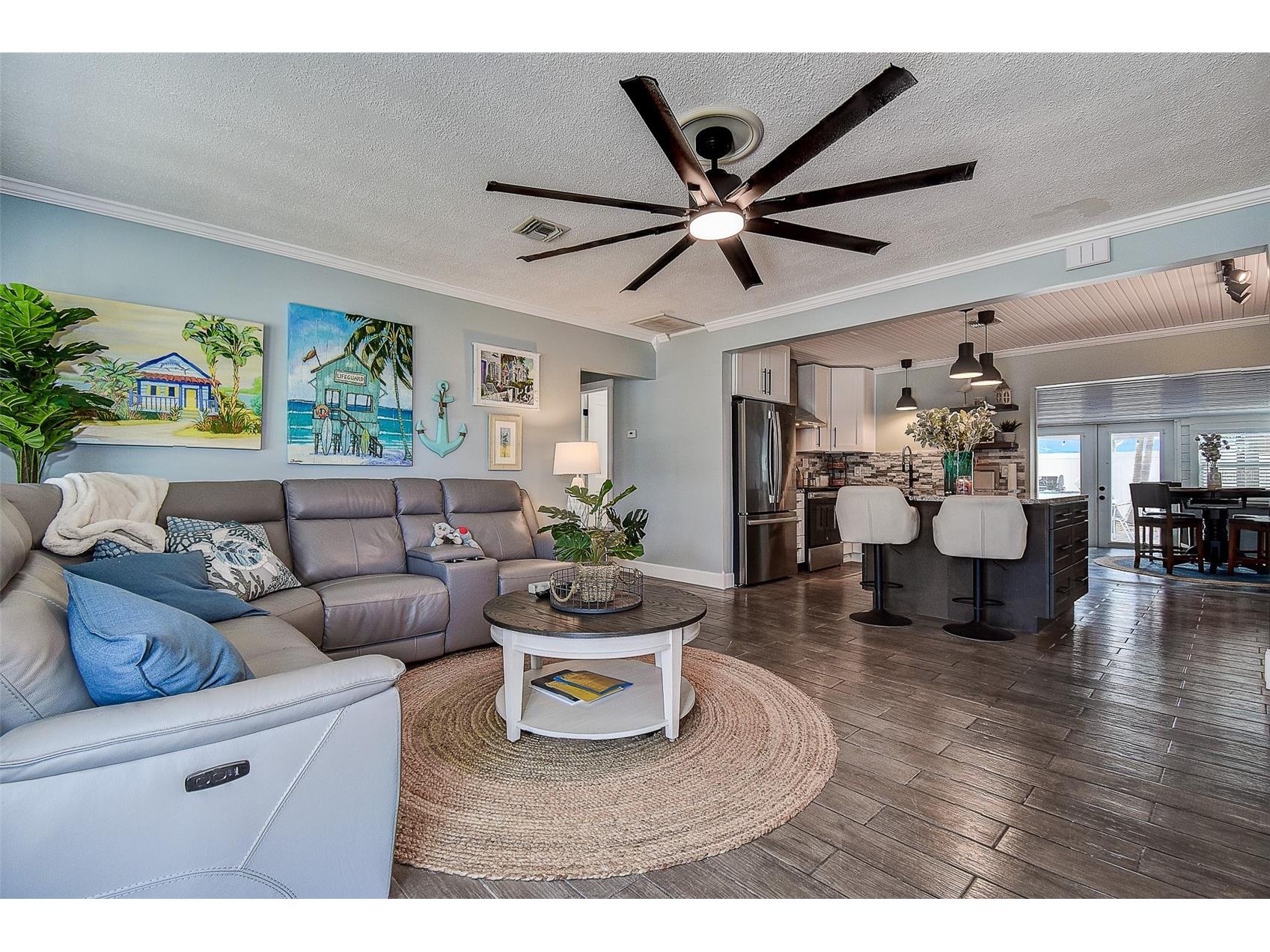 725 Sunset Cove Madeira Beach FL 33708 TB8415202 image2