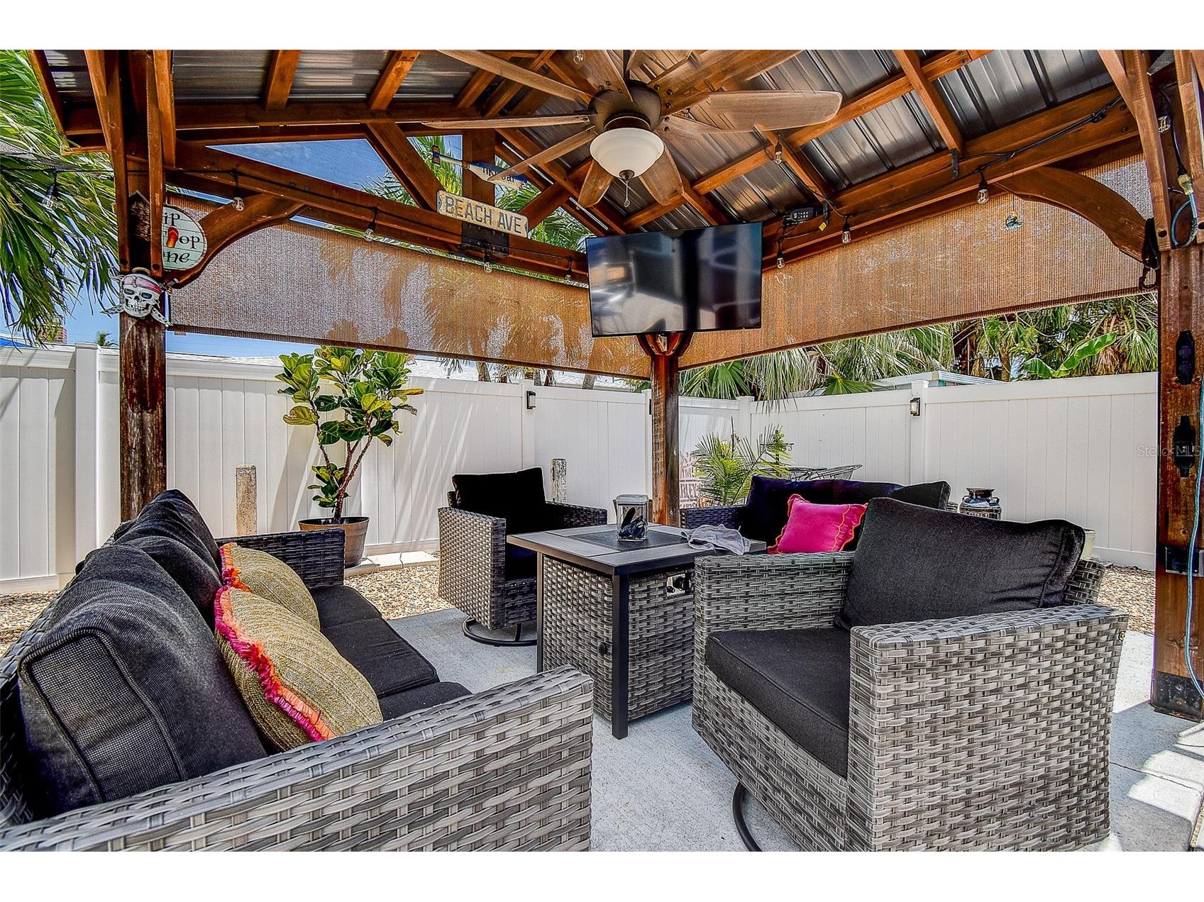 725 Sunset Cove Madeira Beach FL 33708 TB8415202 image21