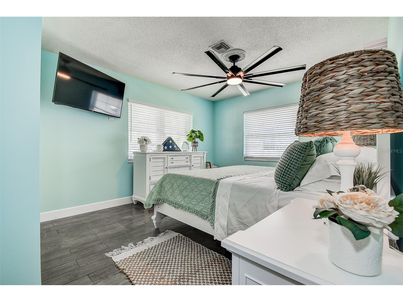 725 Sunset Cove Madeira Beach FL 33708 TB8415202 image9