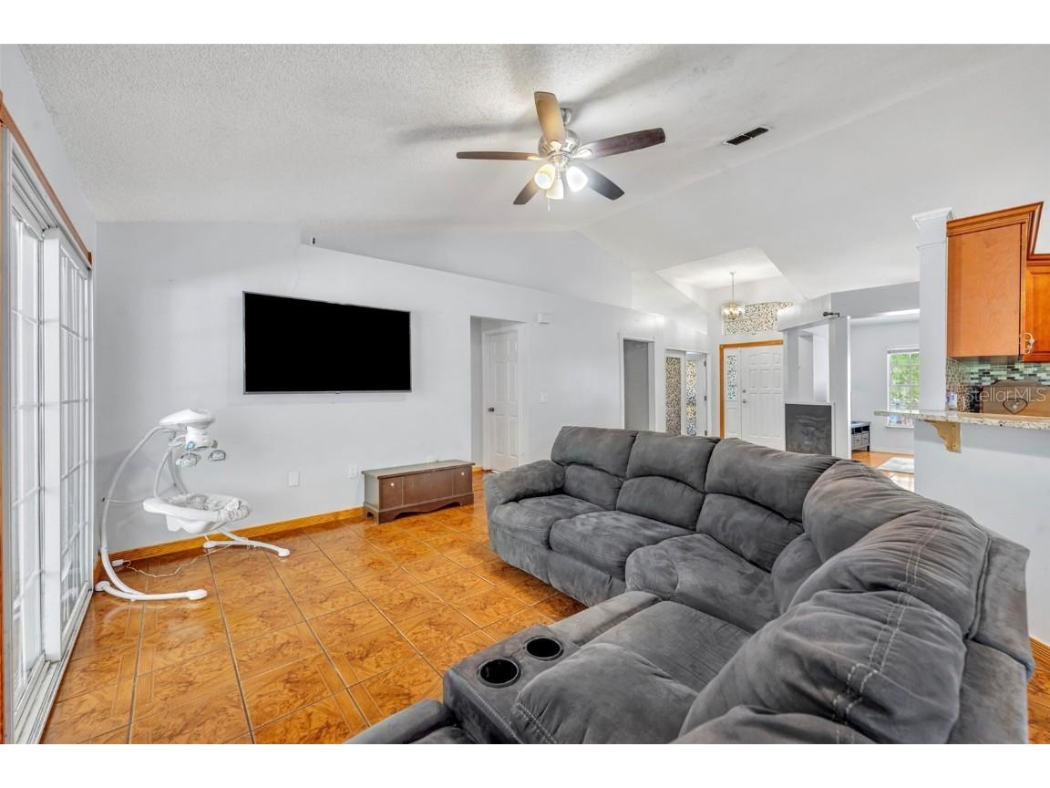 725 W 9th Street Deltona FL 32725 V4943857 image10