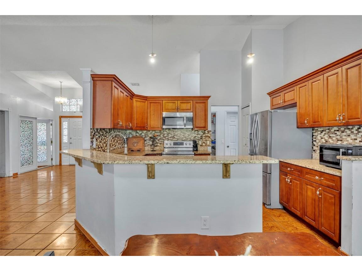 725 W 9th Street Deltona FL 32725 V4943857 image14