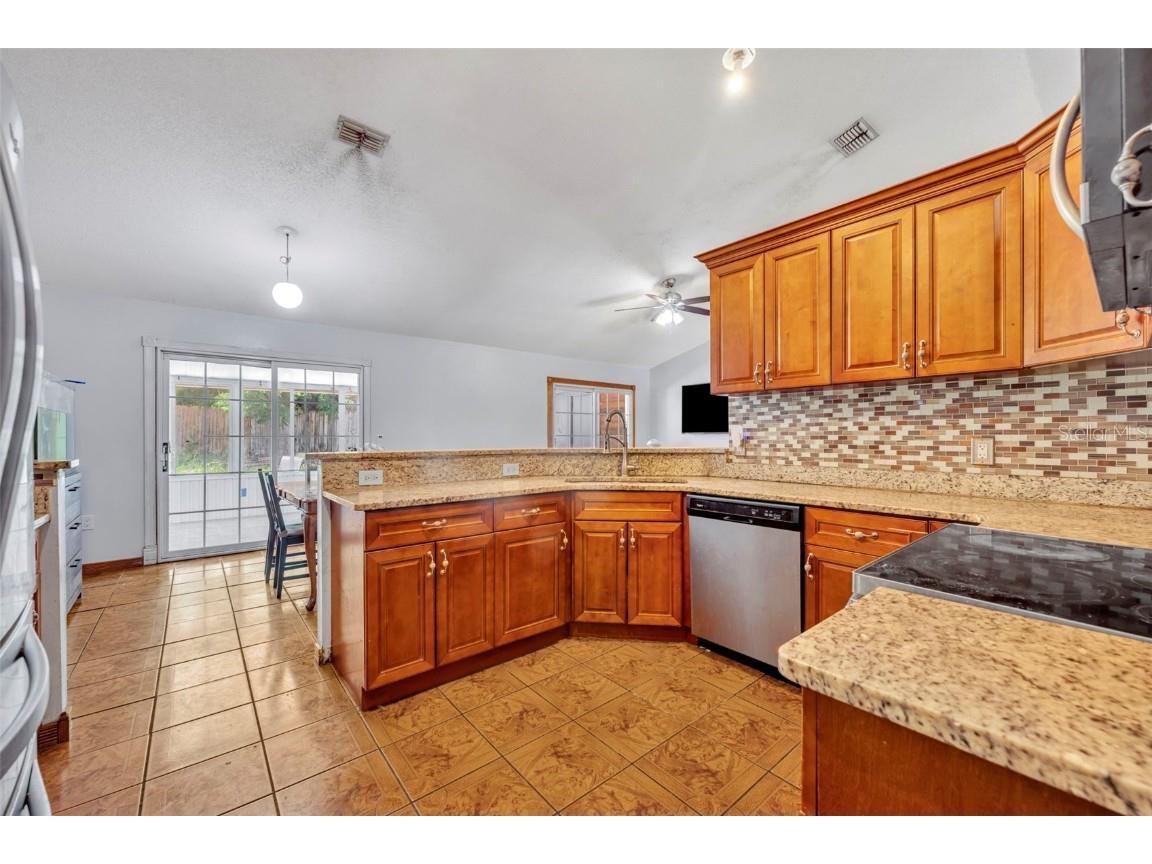 725 W 9th Street Deltona FL 32725 V4943857 image15