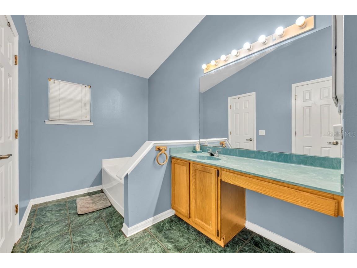 725 W 9th Street Deltona FL 32725 V4943857 image23