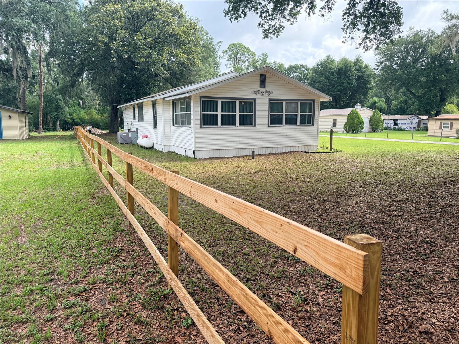 725 W Socrum Loop Road Lakeland FL 33809 P4937224 image12
