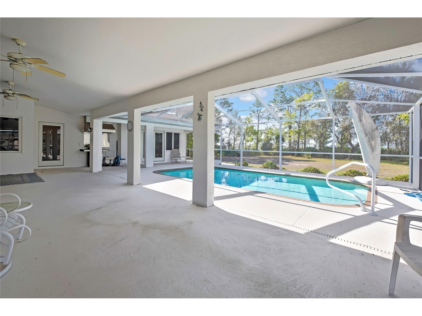 7250 Madrid Road Weeki Wachee FL 34613 W7884564 image30