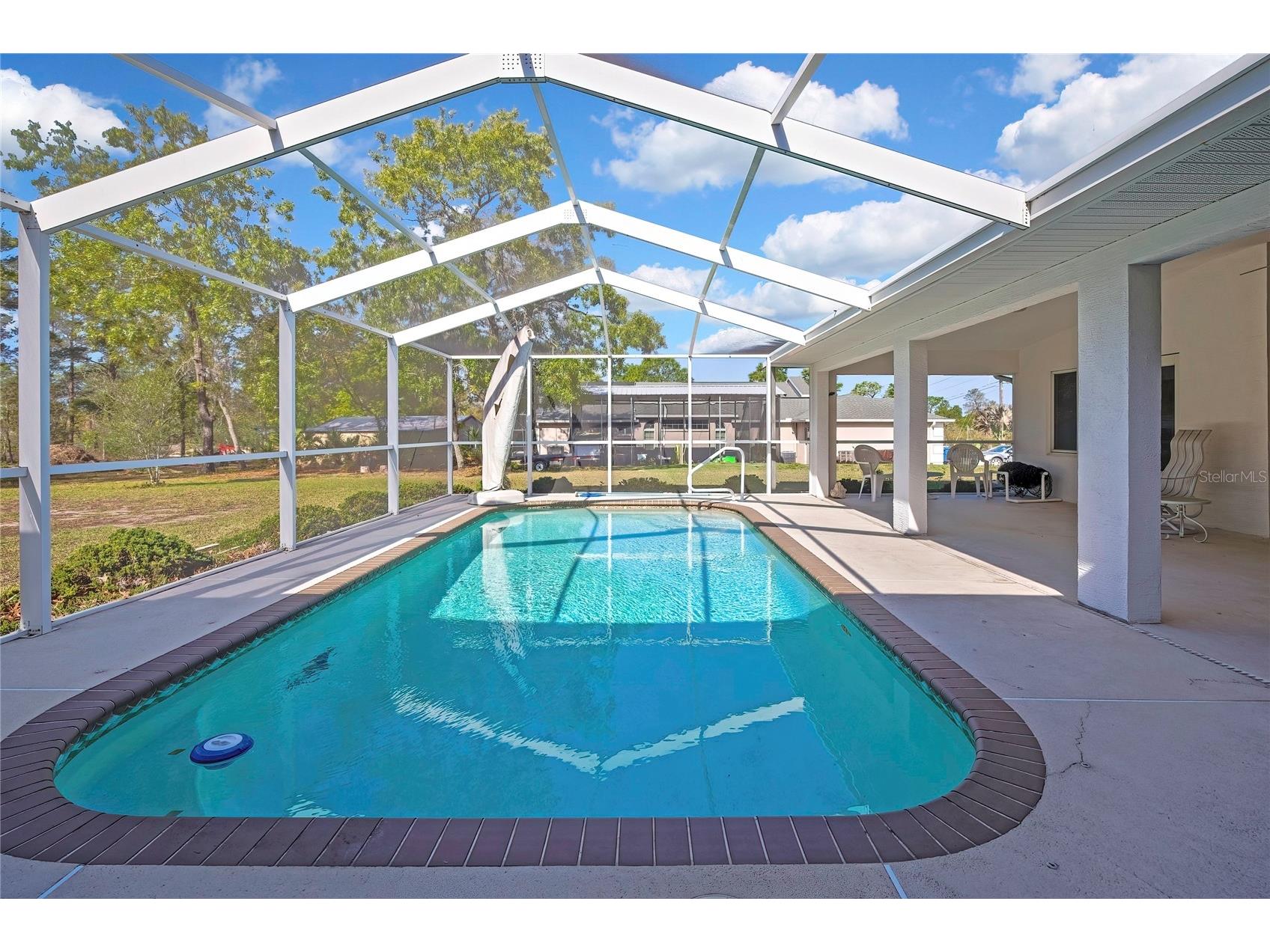 7250 Madrid Road Weeki Wachee FL 34613 W7884564 image35