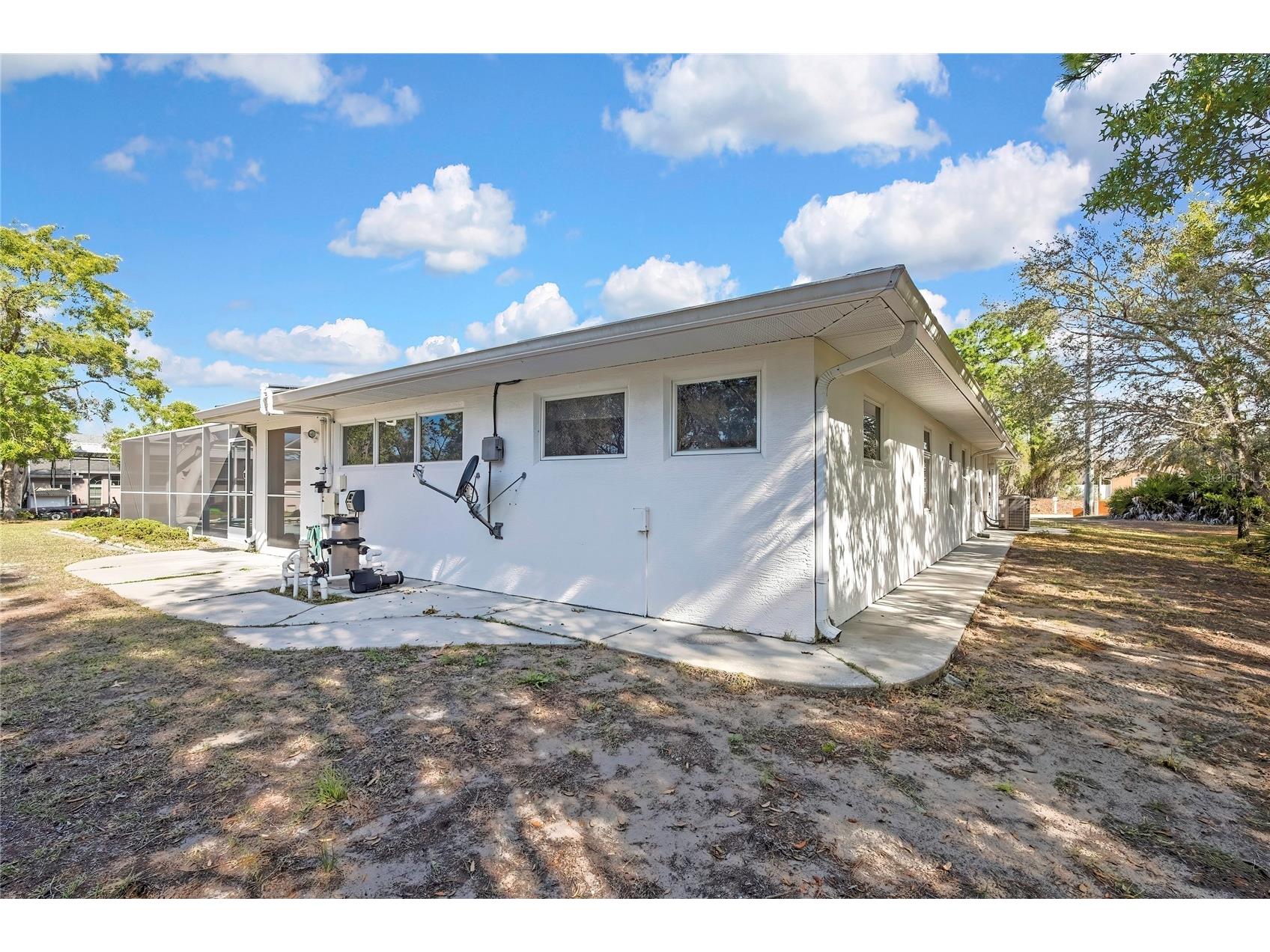 7250 Madrid Road Weeki Wachee FL 34613 W7884564 image37