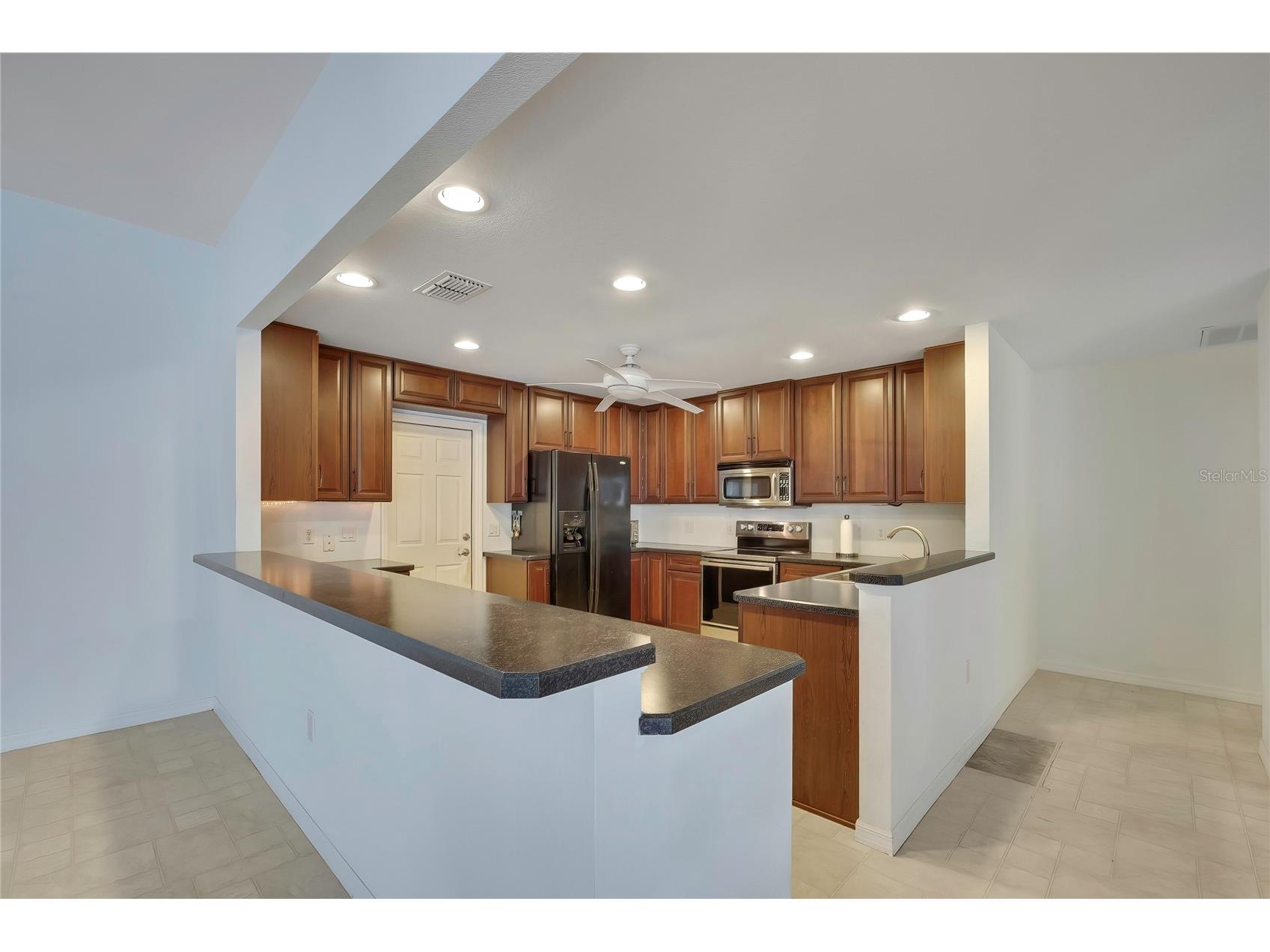 7250 Madrid Road Weeki Wachee FL 34613 W7884564 image7