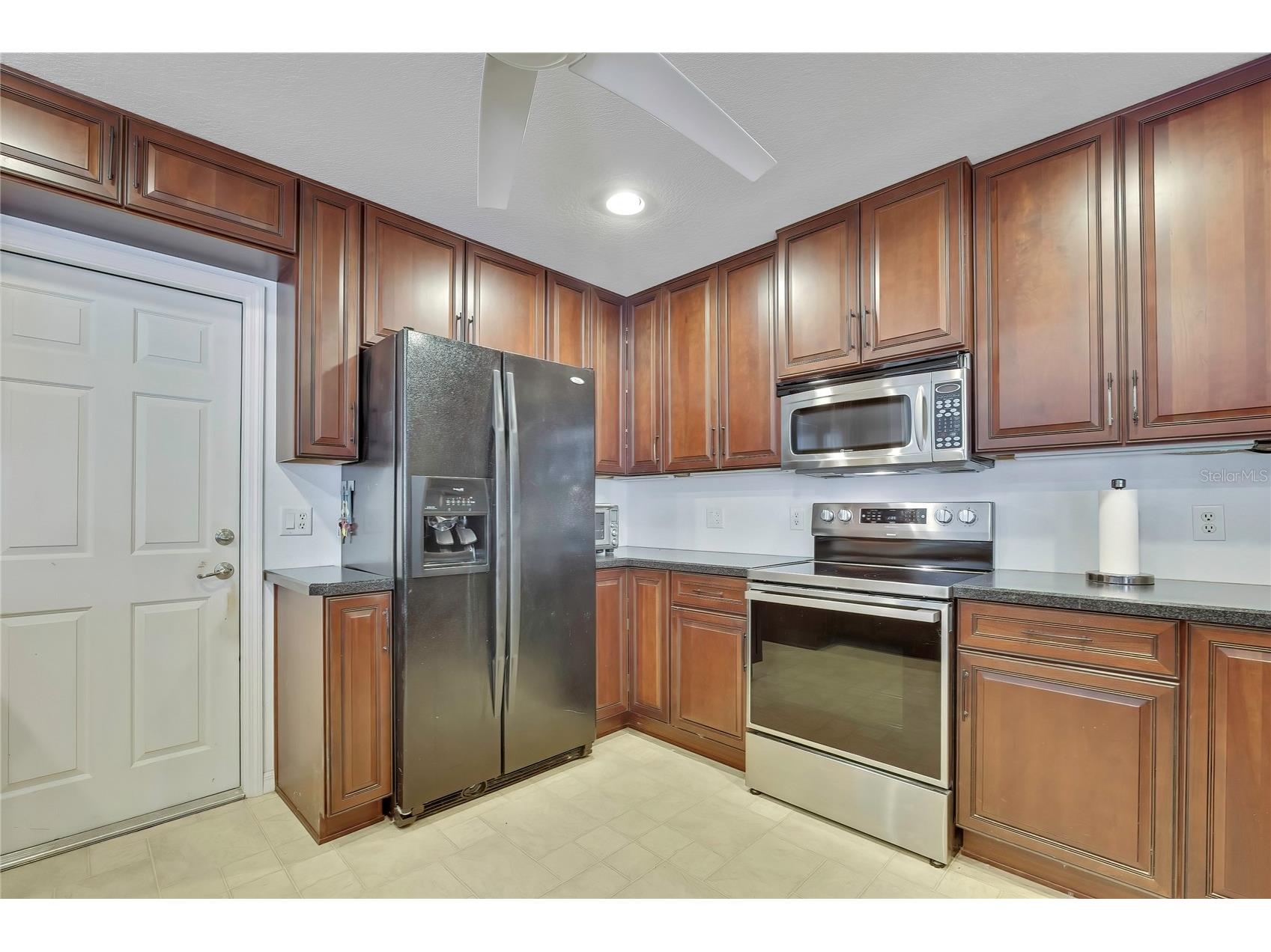 7250 Madrid Road Weeki Wachee FL 34613 W7884564 image9