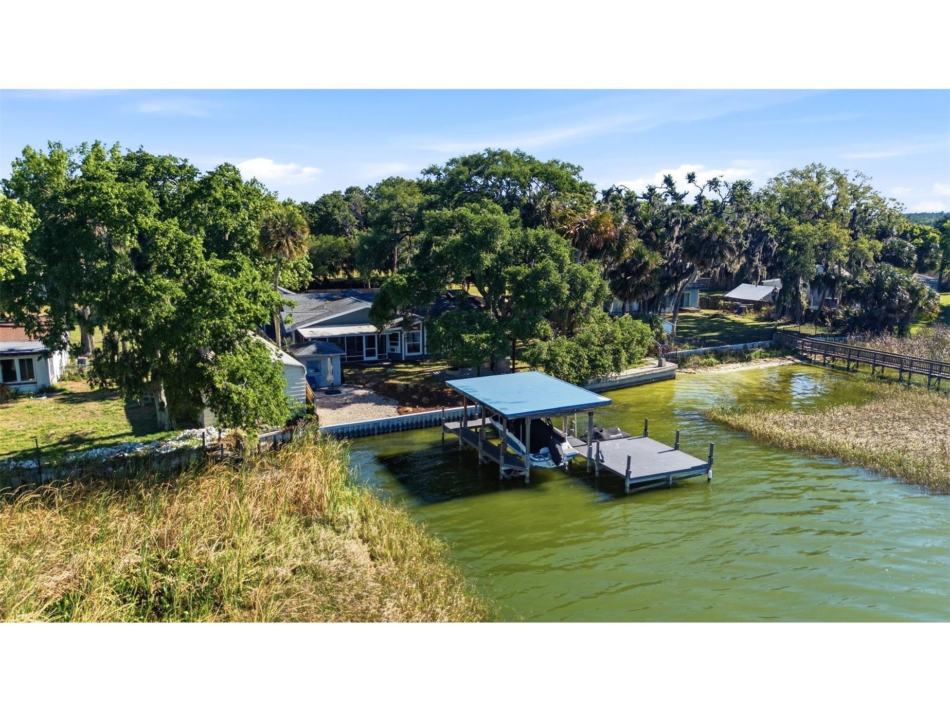 7250 Treasure Island Road Leesburg FL 34788 - LAKE GRIFFIN O6391208 image2