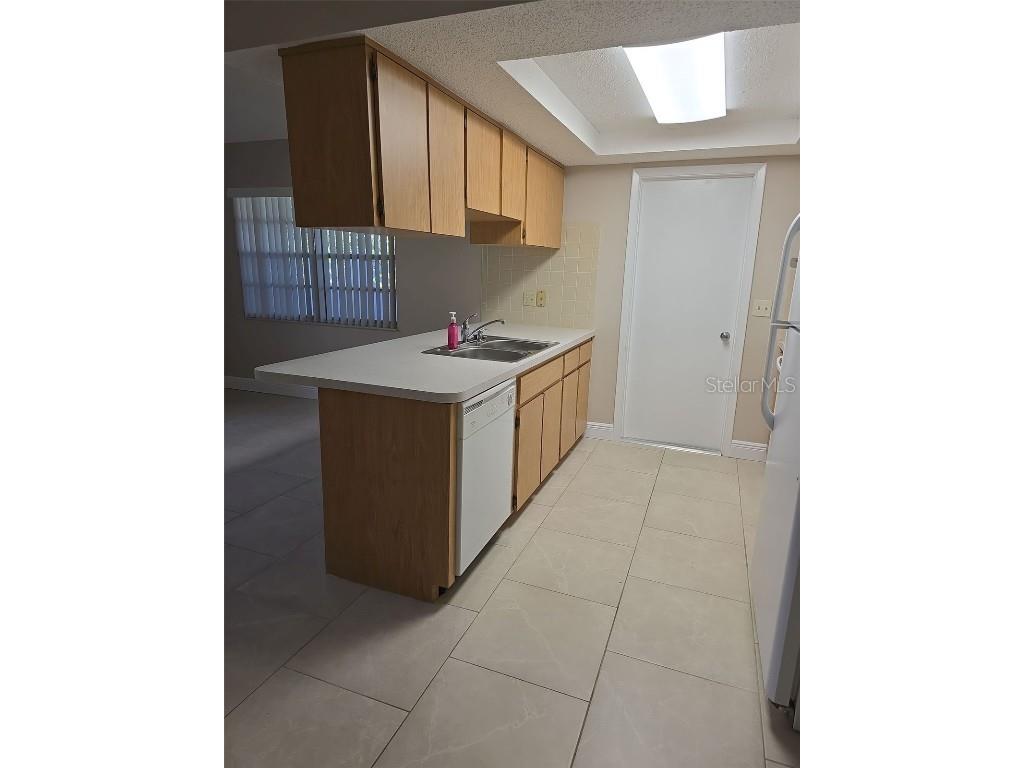 7251 Mcginnes Court Weeki Wachee FL 34613 TB8453792 image10