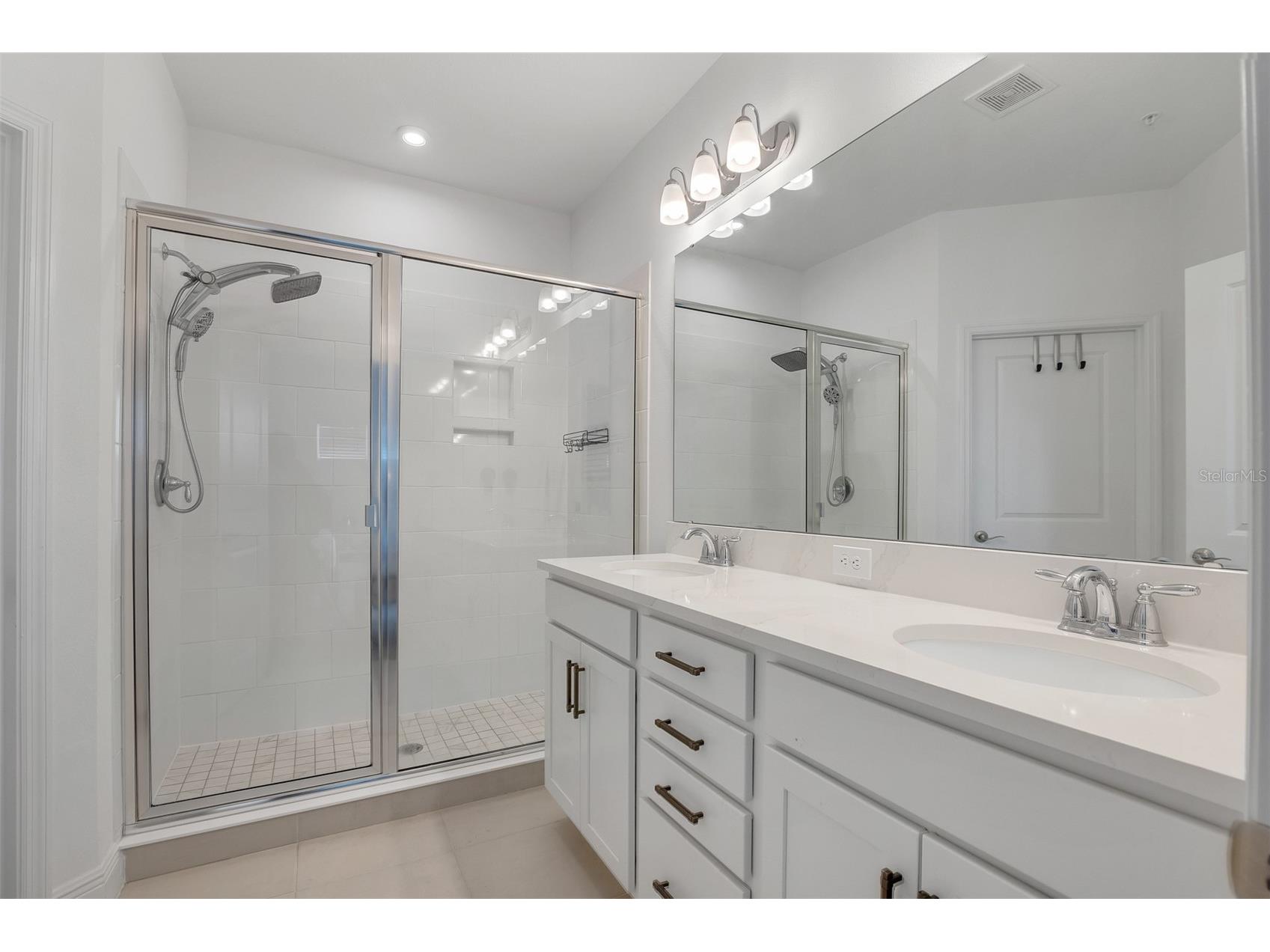 7251 Nemours Parkway Orlando FL 32827 O6422358 image12