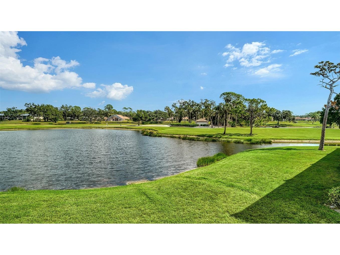 7251 W Country Club Drive N #225 Sarasota FL 34243 A4668343 image35