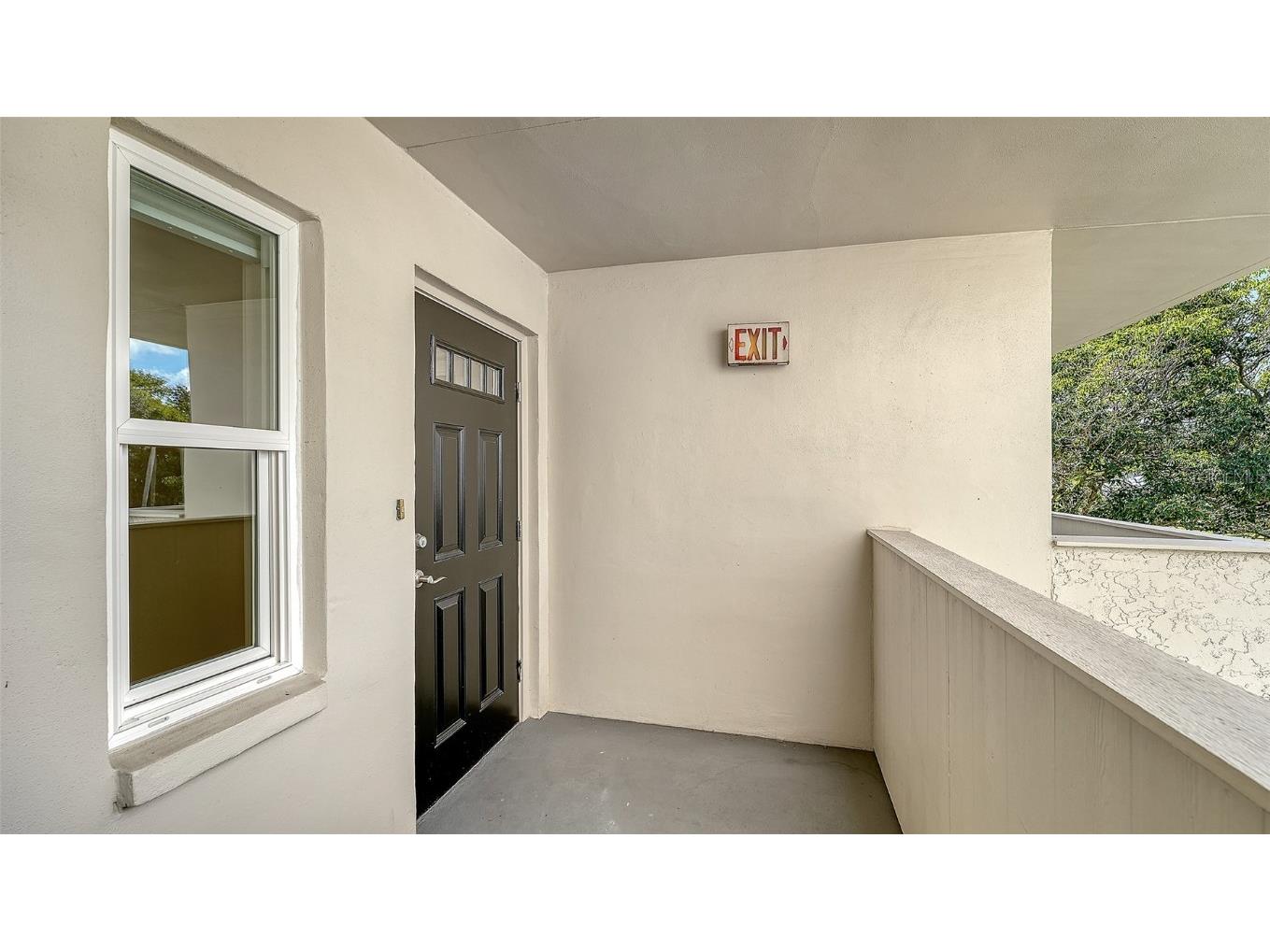 7251 W Country Club Drive N #225 Sarasota FL 34243 A4668343 image4