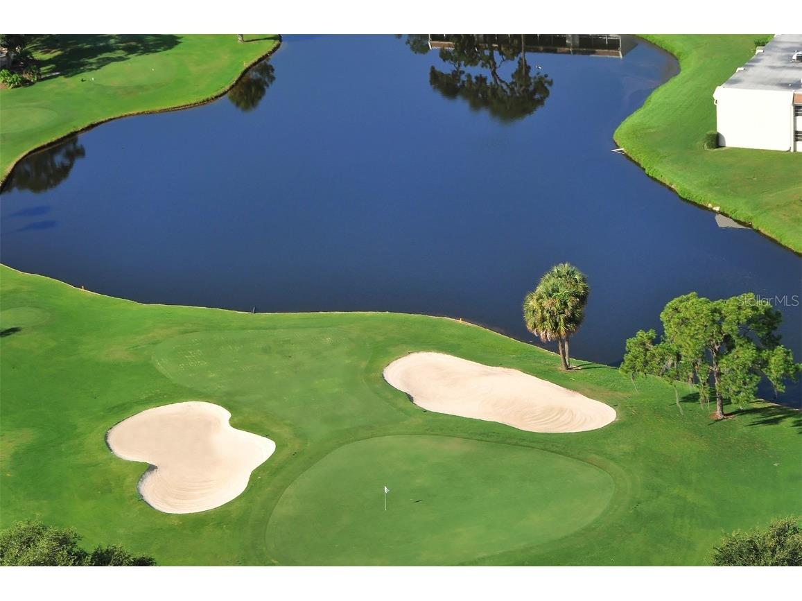 7251 W Country Club Drive N #225 Sarasota FL 34243 A4668343 image42