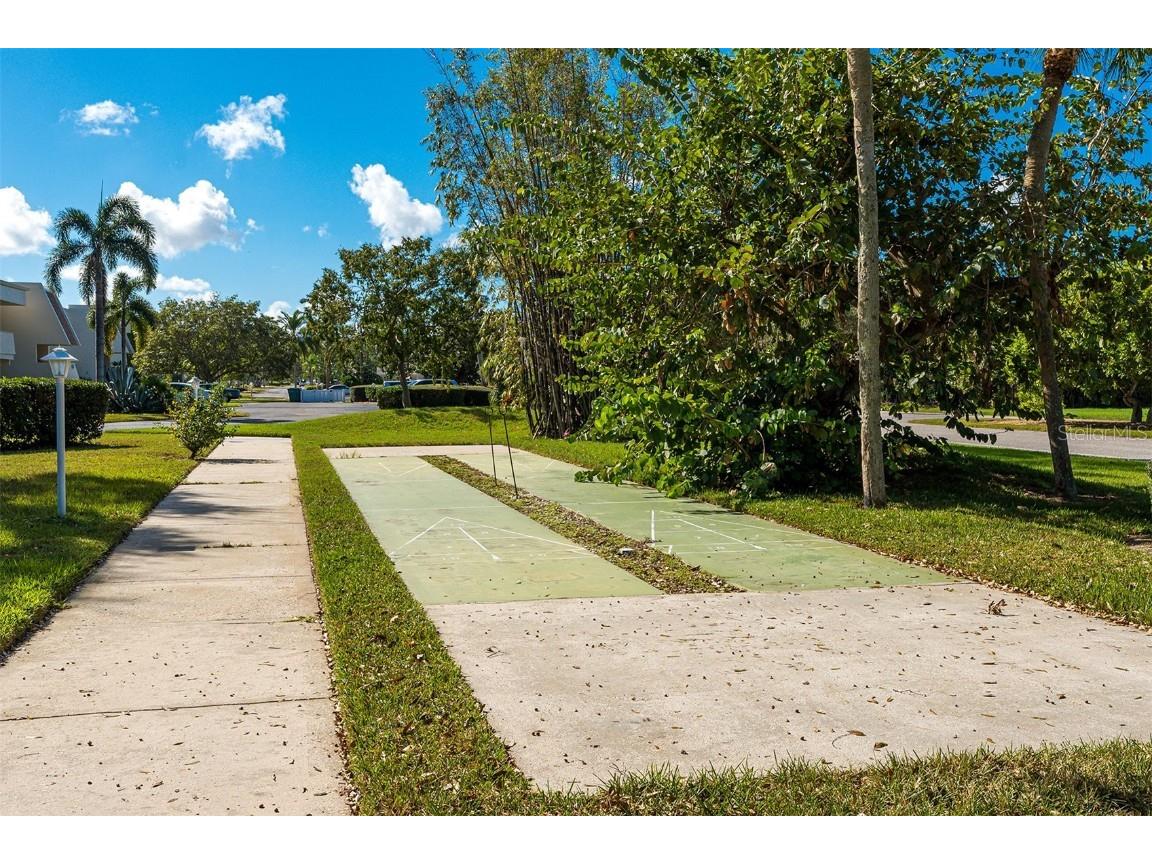 7251 W Country Club Drive N #225 Sarasota FL 34243 A4668343 image46